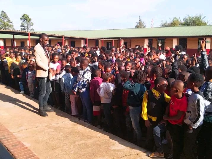 School Tour 3