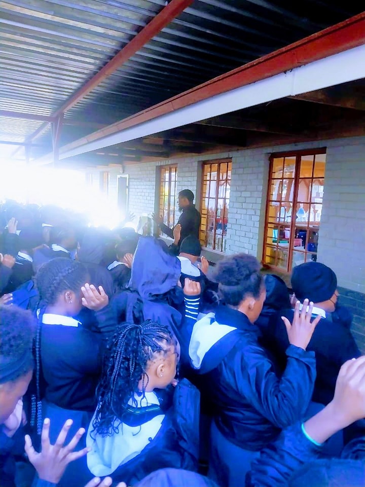 School Tour 9